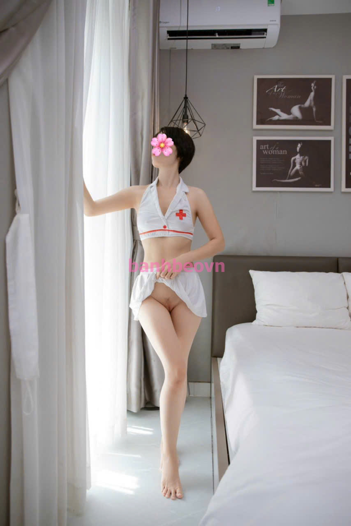 Y Y - XINH DÂM LÀM TÌNH CHUYÊN NGHIỆP