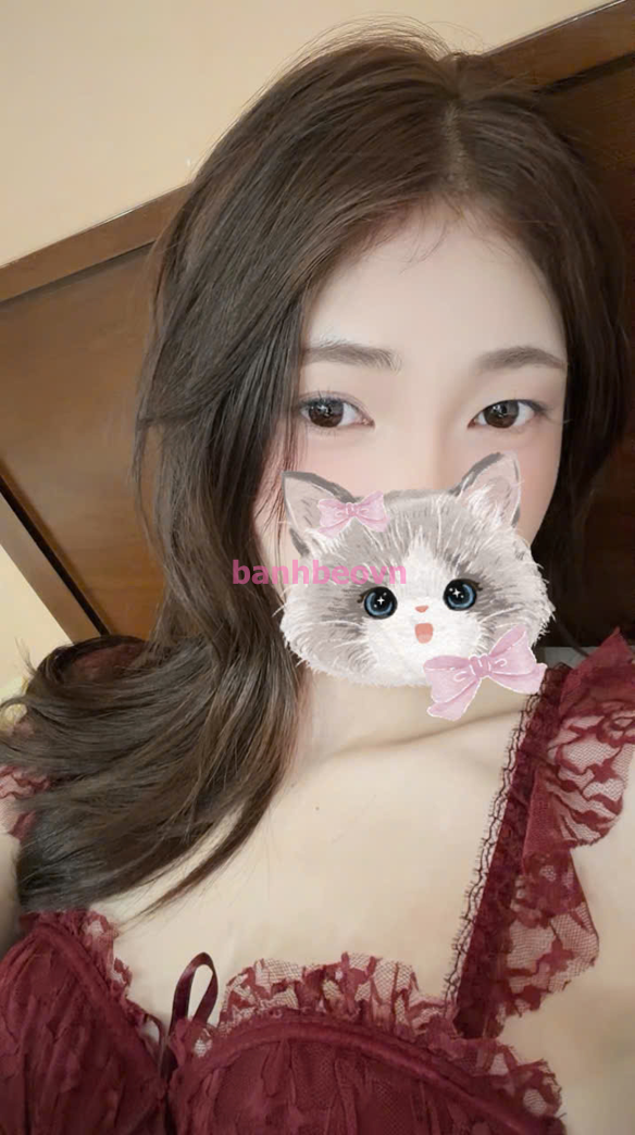 ❤️ LÊ NGỌC ❤️ Dâm dâm ngọc nữ - baby 2k8 sexy dáng dây