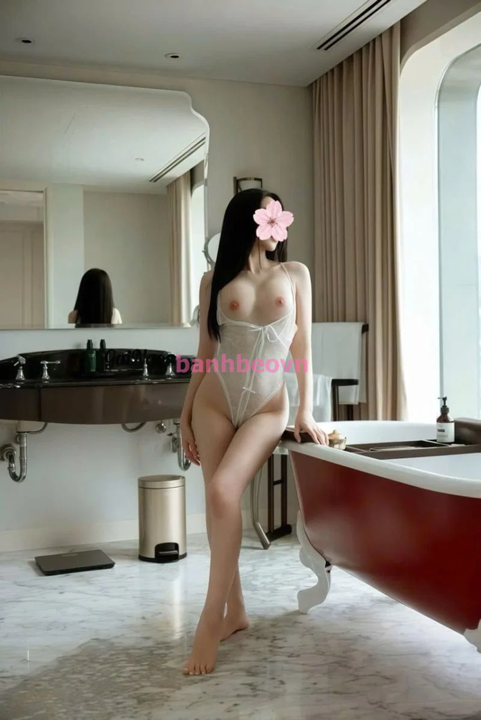 Trang Baby -XINH NGOAN LẠI CÒN BIẾT CHIỀU KHÁCH - BẢO GÌ EM CŨNG NGHE-BÚ LIẾM RẤT CHUYÊN NGHIỆP