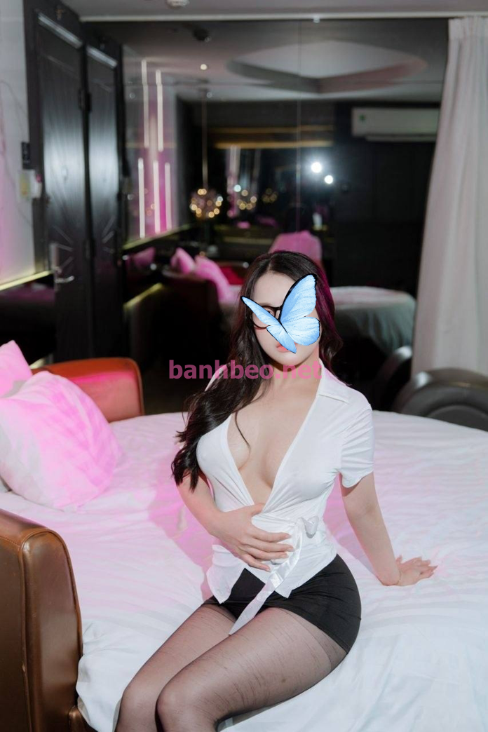 VÚ BỰ ⭐HANA MỘNG NƯỚC XINH ĐẸP PHONG CÁCH PHỤC VỤ NHƯ TÌNH NHÂN